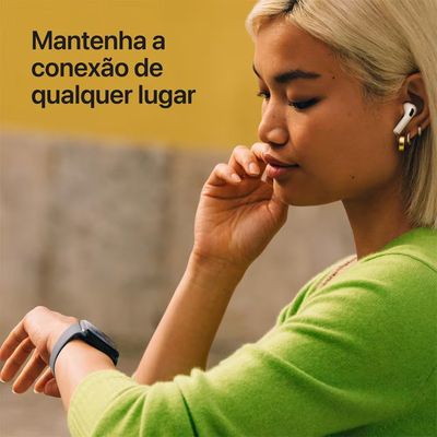Apple Watch SE 3 GPS 44mm Pulseira Esportiva M/G Estelar
