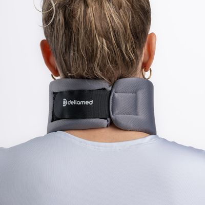 Colar Cervical Ortho Care Dellamed M / Cinza Chumbo