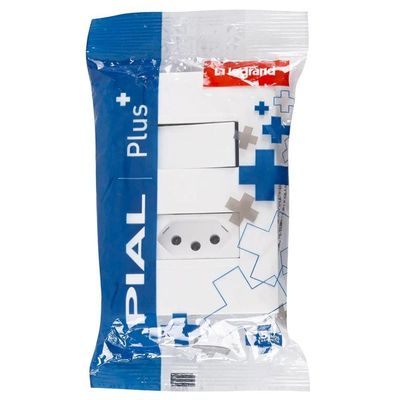 Interruptor Simples De 10 Ampères E Tomada 2p+t De 20 Ampères 4x2 Branco - 615073bc - Pial Plus