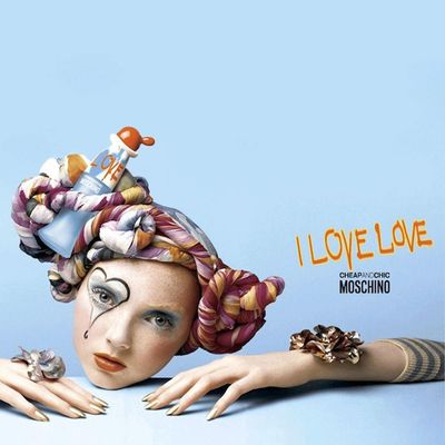 Moschino Cheap And Chic I Love Love Edt - Perfume Feminino 30ml