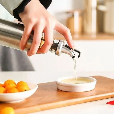 Sto155 - Porta Azeite Vinagre Galheteiro Em Vidro Aço Inox Com Dosador