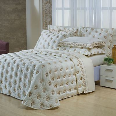 Kit Cobre Leito Colcha Garland Super King 100% Algodão 400 Fios Acetinado Bordado 5 Peças - Palha e Fendi