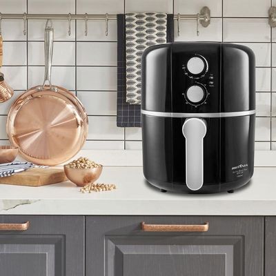 Fritadeira Air Fryer Britânia 4.5L Black Plus 1500W BFR13P 220V
