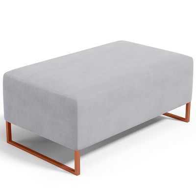 Kit 02 Puffs Decorativo Sala De Estar Cléo 90cm W01 Base Ferro Cobre Suede Cinza - Lyam Decor