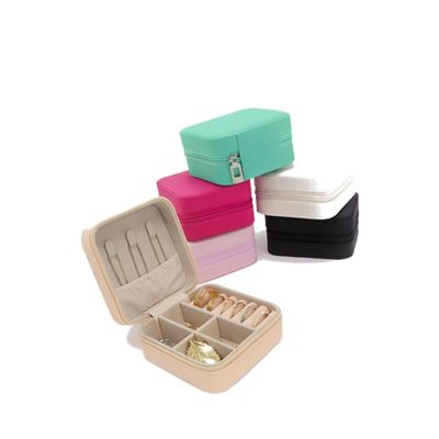 Mini Porta-jóias Em Couro Sintético Preto