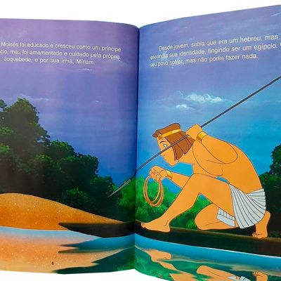 Livro Série Passagens Bíblicas - A Vida de Moisés - Editora DCL