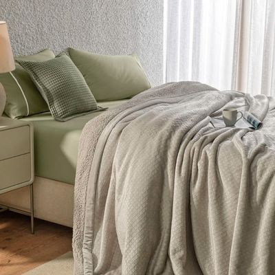 Cobertor King de Sherpa e Flanel Fleece Karsten 290x260 cm Eliot Seda