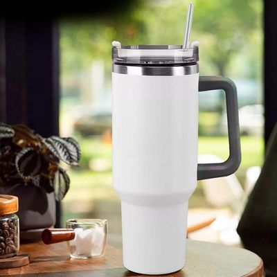 Copo Térmico Aço Inox 1200ml Caneca Com Alça Canudo água Gelada Quente Branco
