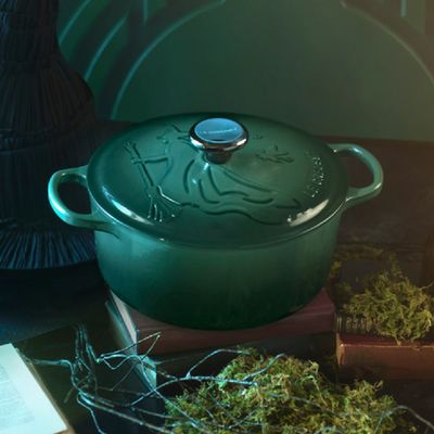 PANELA REDONDA LE CREUSET WICKED COLLECTION 24CM ELPHABA VERDE ARTICHAUT 21802247950464