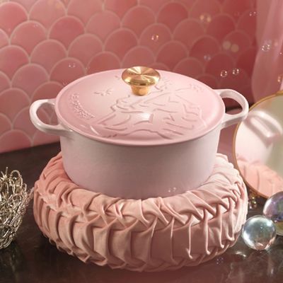 PANELA REDONDA LE CREUSET WICKED COLLECTION 24CM GLINDA SHELL PINK 21801247774464