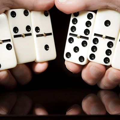 Dominó Profissional Osso Estojo 28 Peças Double Six Jogo 8mm Azul