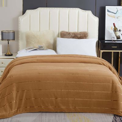 Cobertor Manta Fluffy Casal Queen 2,40m x 2,20m Listras Super Macio - Caramelo