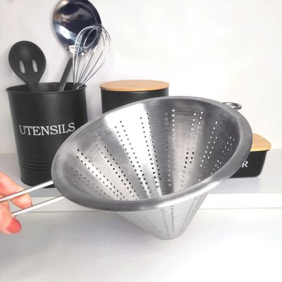 Funil Passador Chinoy Coador Peneira Aço Inox 20cm