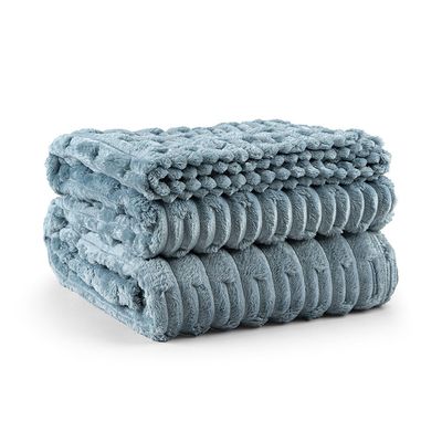 Cobertor Manta Alaska Casal Queen 2,40m x 2,20m Manta Flannel Soft - Azul Turmalina - 100% Poliéster