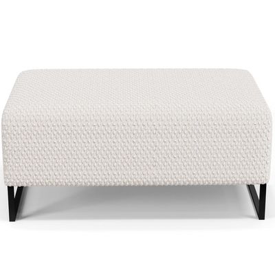 Puff Decorativo Sala De Estar Cléo Base De Ferro Preto 90 cm W01 Bouclê Cru - Lyam
