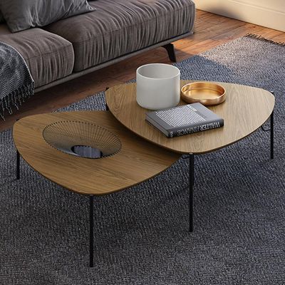 Mesa de Centro Para Sala de Estar Baixa Pés Industrial Preto Alef I03 Louro - Lyam Decor