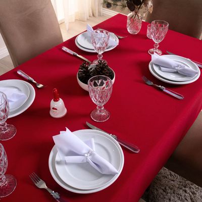 Toalha de Mesa Basic Lisa Oxford Decoração 1,45m x 1,40m para 4 Lugares - *Vermelho*