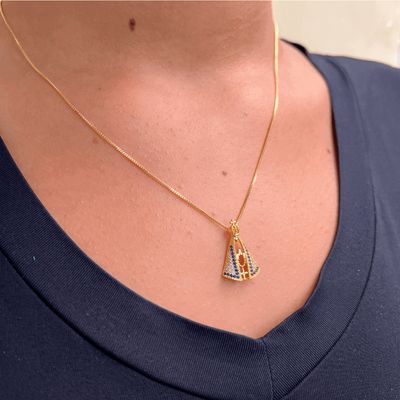 Colar Nossa Senhora Aparecida Manto Branco zirconias banhado ouro