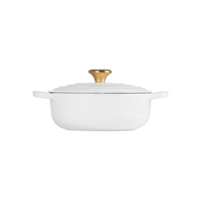 PANELA SAUTEUSE LE CREUSET SIGNATURE 24CM COM PEGADOR DOURADO BRANCO 21198240101441