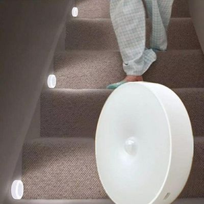 Luminária Recarregável Led Sem Fio Sensor Presença Carregamento Usb