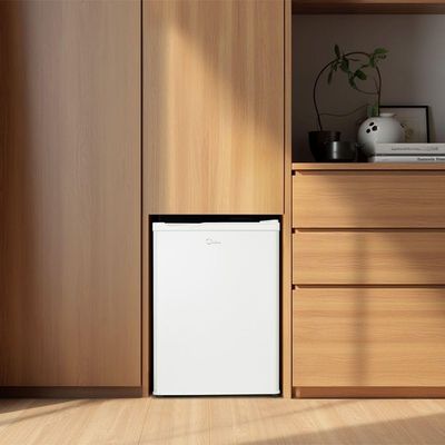 Frigobar Branco 124L Inverter Bivolt Midea MDRD181FGD013 Bivolt
