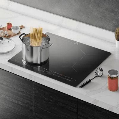 Cooktop 4 Bocas De Indução Electrolux Experience Com Unicook E Timer IE60P 220V
