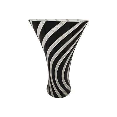 Vaso em cristal Strauss L569 25cm: uma peça de arte em preto e branco