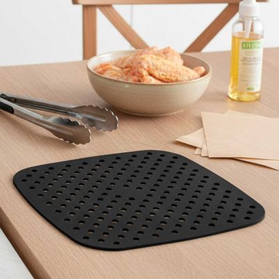 Tapete Silicone Quadrado Air Fryer Preto Antiaderente 18,5cm