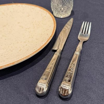 Jogo 24 Facas de Jantar Prateada Aço Inox Churrasco 24cm Serrilhada Luxo