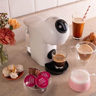 Cafeteira Nescafé Dolce Gusto Arno Genio S Basic DGS1 Branca 110V