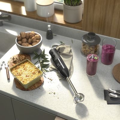 Mixer 3 em 1 Electrolux Cinza 600W com Haste em Inox e Tecnologia TruFlow (EIB20) 127V