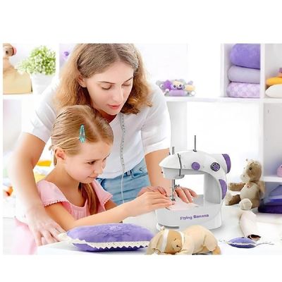 Mini Maquina De Costura Eletrica Bivolt Portatil Reta Com Pedal Kit Bobinas Agulha Domestica