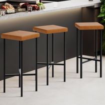 Kit 02 Banquetas Alta Bar Cozinha Sala De Jantar Preto Stella L02 Couríssimo Canela - Lyam Decor