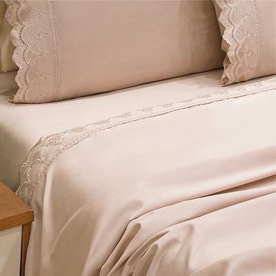 Jogo de Cama Lençol Realce Queen 4 Peças Percal 300 Fios Bordado Inglês Macio - Rosê