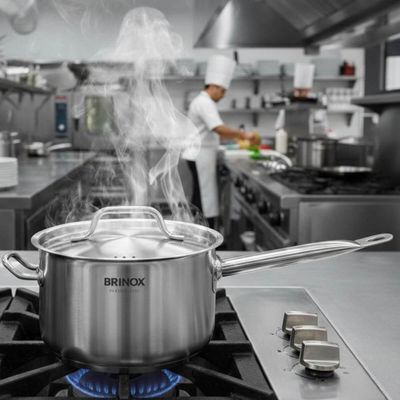 Panela Profissional Inox 4,7L Fundo Triplo com Tampa 24cm Br