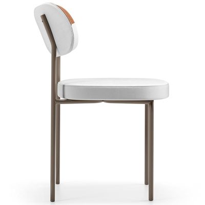 Kit 02 Cadeiras Decorativa Para Sala De Jantar Melina Base Arena L02 Faixa Couríssimo Camel Facto Branco - Lyam Decor