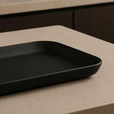 Prato Assimétrico 17x31cm Preto em Polipropileno