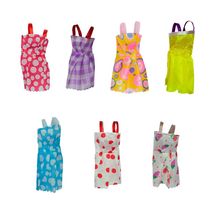 Doll Dress - Kit Com 9 Vestidos e Acessórios Sortidos