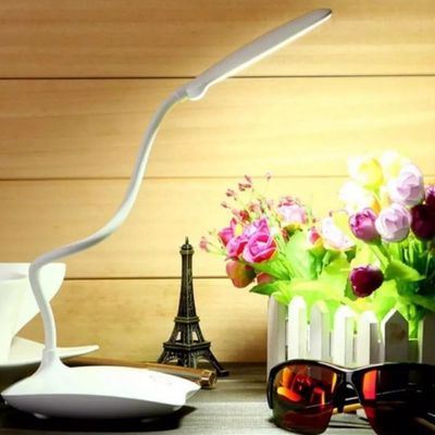 Luminaria Mesa Led Articulada Abajur Touch Flexivel Branca Leitura Estudo Trabalho Quarto Escritorio Recarregavel