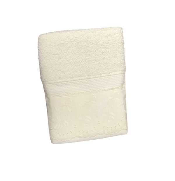 Toalha de Rosto Melody com Renda Naira Bouton Marfim