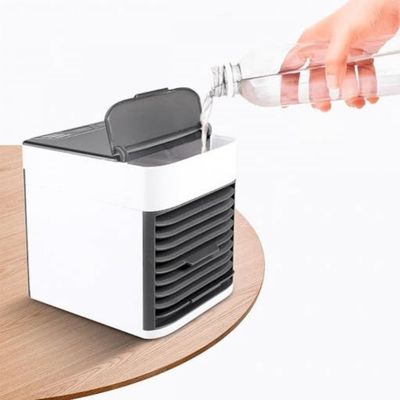 Mini Ar Condicionado Portátil Resfria, Umidifica, USB