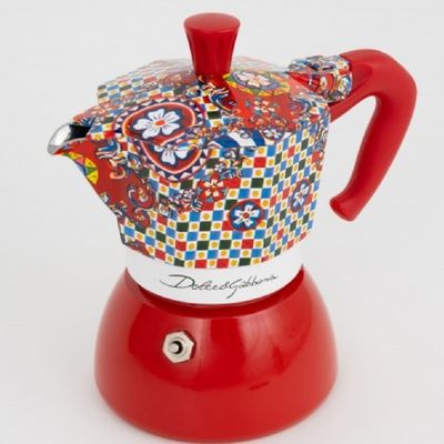 CAFETEIRA BIALETTI MOKA EXPRESS DOLCE & GABBANA DE INDUÇÃO SERVE 4 XÍCARAS VERMELHO 10010508