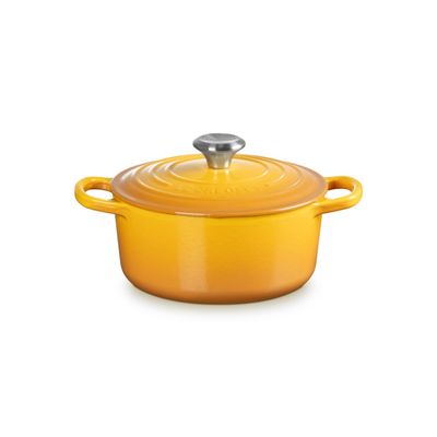 PANELA REDONDA LE CREUSET SIGNATURE FERRO FUNDIDO ESMALTADO 18CM AMARELO NECTAR 21177186724430