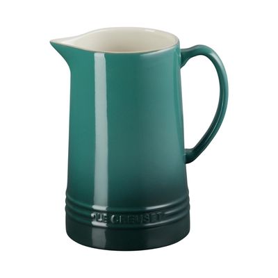 KIT LE CREUSET 2 PRATOS RASOS 17CM E JARRA SCANDINAVIA 1,5L COLORIDO