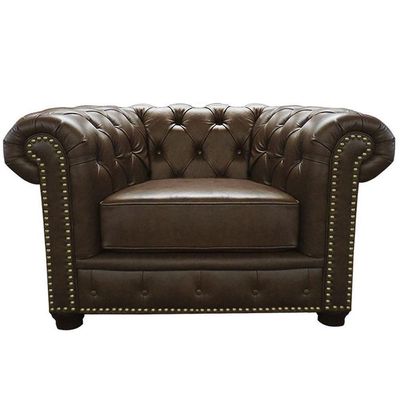 Poltrona Sala de Estar Chesterfield com Pés Madeira Couro Marrom - Gran Belo