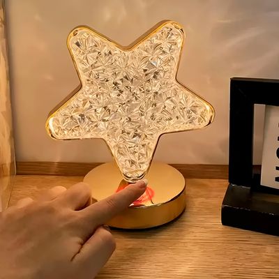 Luminária Formato Estrela Decoração LED Quarto Iluminação - Toque Mágico e Aconchegante para Seu Ambiente