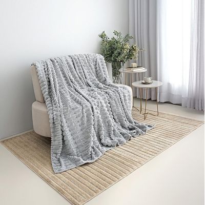 Cobertor Coberta Polar Queen 2,40x2,20 Manta Ultrasoft Alto Relevo Extra Macia Platina Cinza