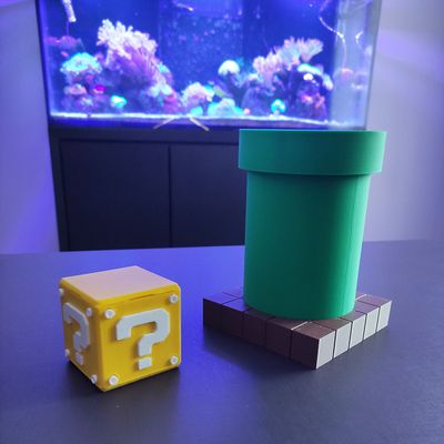 Kit Cano e Cubo Porta Objetos Caneta 3D Mario Gamer Mesa Escritório Geek