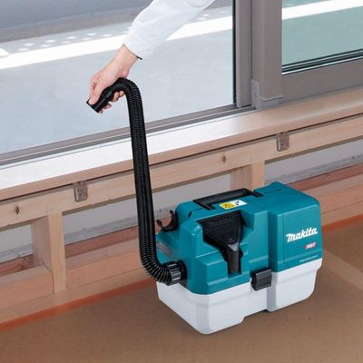 Aspirador Pó E água Makita Vc013glz 40v Xgt Sem Bateria