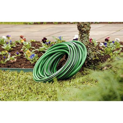 Mangueira Flex para Jardim Tramontina Verde com Faixa Preta em PVC 4 Camadas 200 m